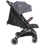 Carrinho de bebê Sprint II com bebê conforto kiddo